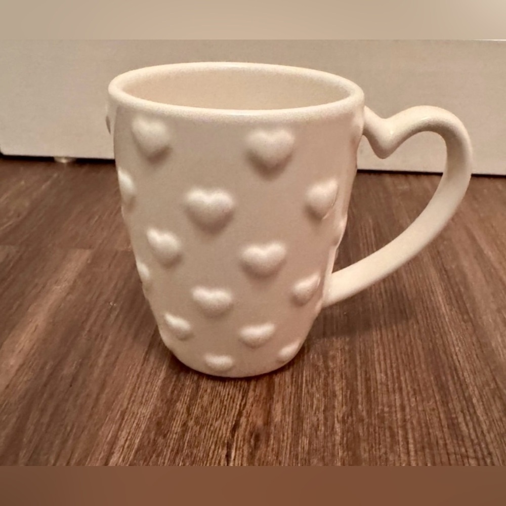 New Valentine’s Day Heart Embossed Mug